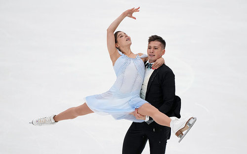 Уран гулгагч Галлямов: Монголын үзэгчдэд зориулж шинэ үзүүлбэр бэлтгэж байна